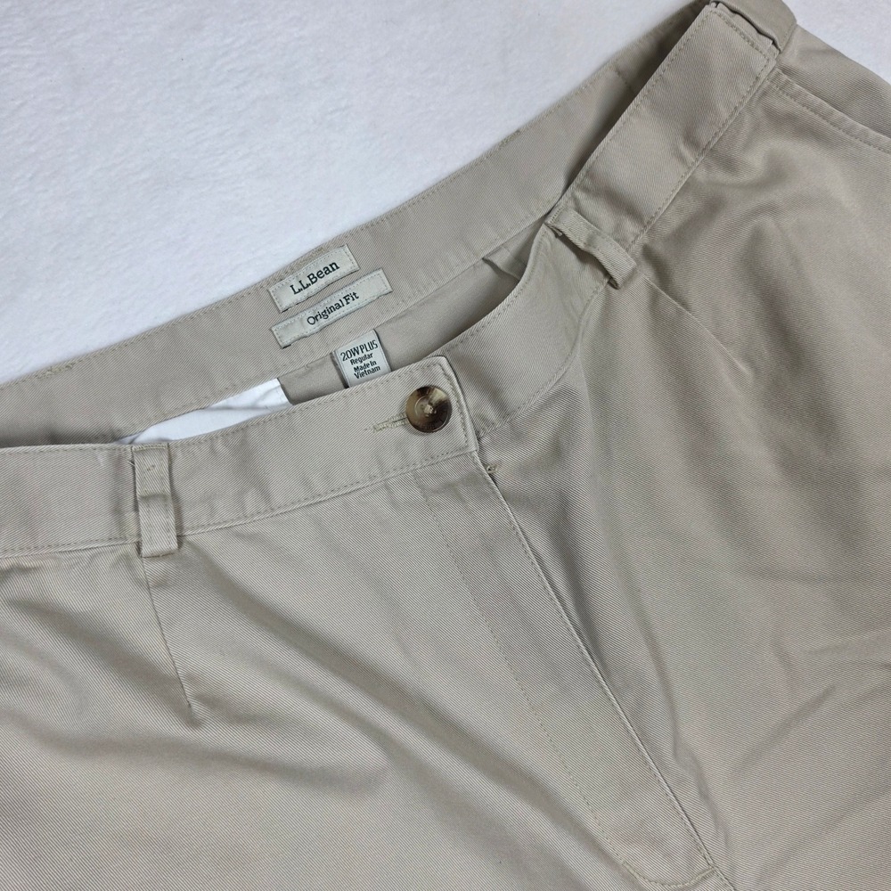 LL Bean Womens 20W Plus Khaki Chino Shorts Original Fit Tan Cotton 276150